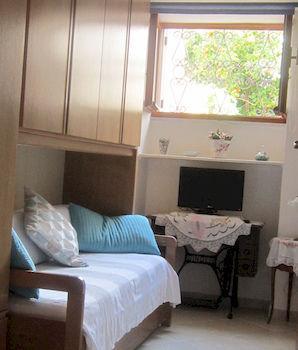 Acomodação com café da manhã  Villa Apollo B&B